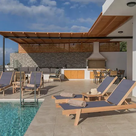 Villa Windless Seaview Villa, With Pool & Hot Tub, By Thinkvilla *